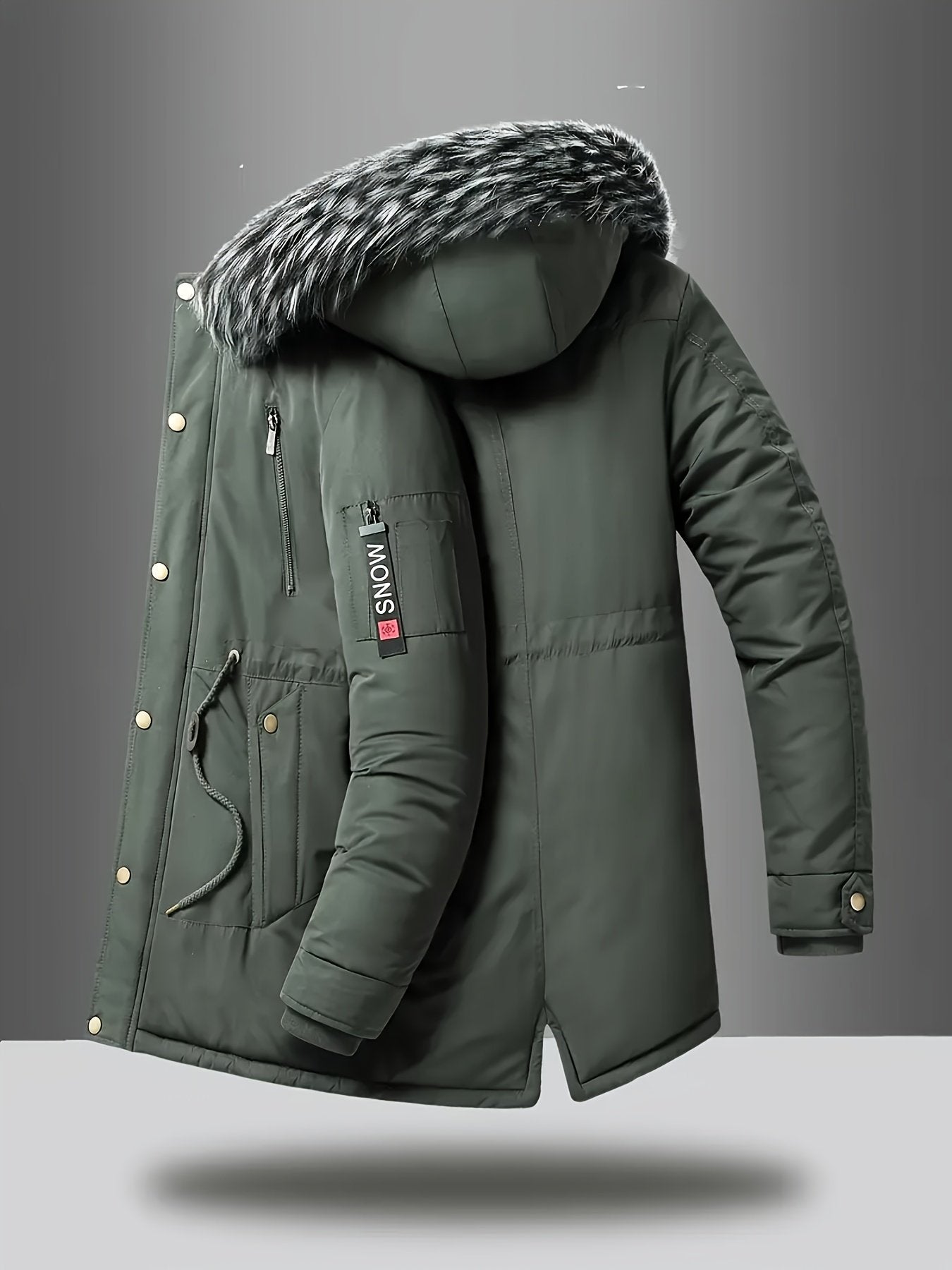 Collar and fastening detail of the men's hooded fleece jacket